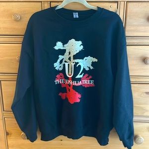 U2 Joshua Tree Sweatshirt distressed size L New never worn
